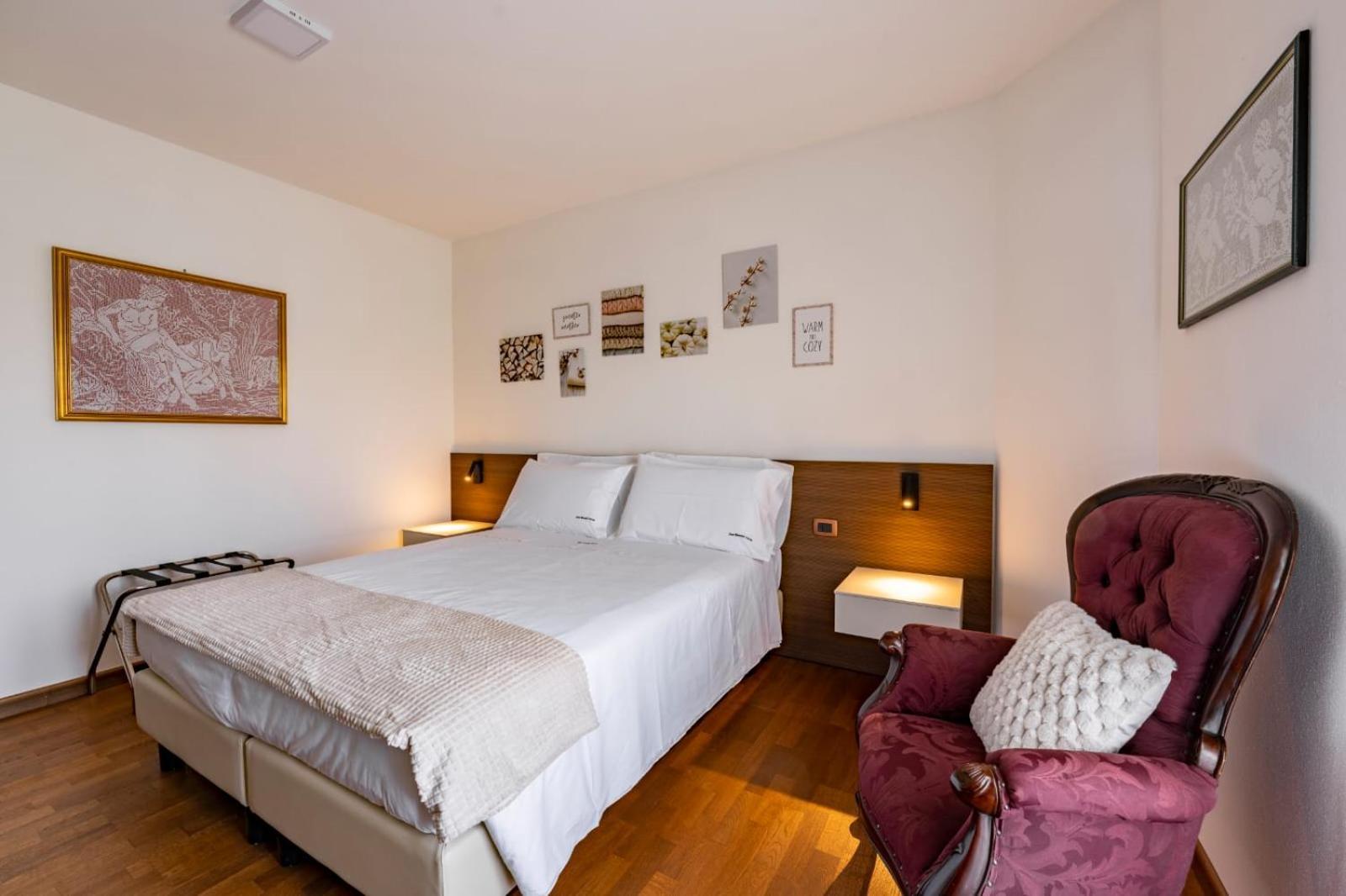 Due Maesta Home Reggio nell'Emilia Exterior foto